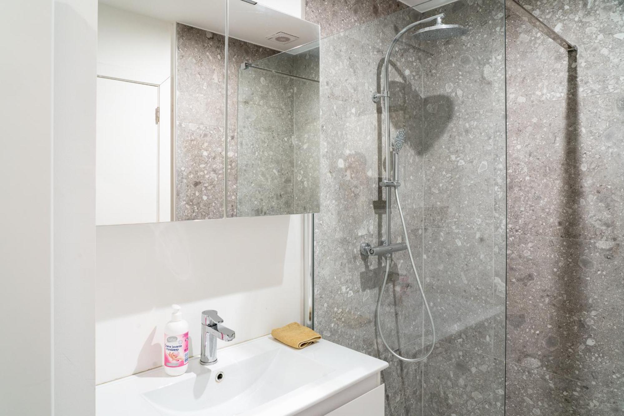 Saint Pauls Central Residence Anversa Esterno foto